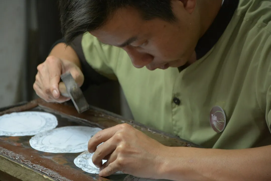 上海私家车钣金喷漆工艺流程与质量验收标准解析